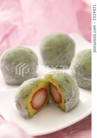 Strawberry grace Strawberry grace 5324931