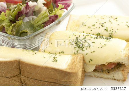 Pizza toast Pizza toast 5327817