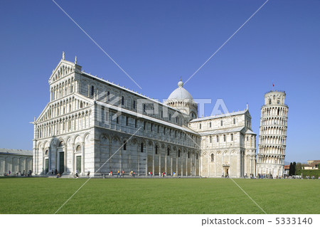 比薩斜塔和大教堂 5333140