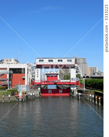 Owarabashi River 5333225
