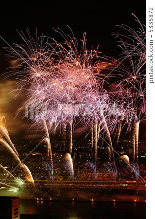 Yodogawa fireworks display Yodogawa fireworks display 5335872