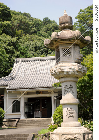 Huge stone lantern 5336634