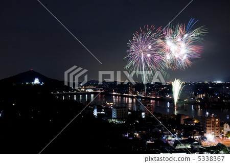 Japanese line fireworks display 5338367