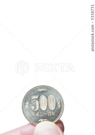 500 yen coin 500 yen coin 5338731