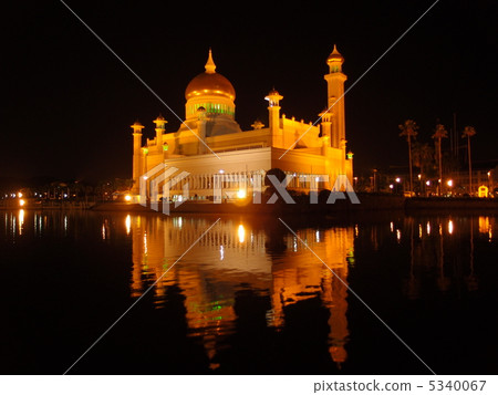 Brunei mosque night view Brunei mosque night view 5340067