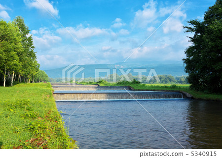 岩手八幡平里市Goto河熱水運河 5340915