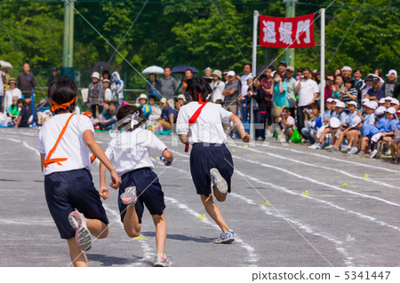 Athletic relays 5341447