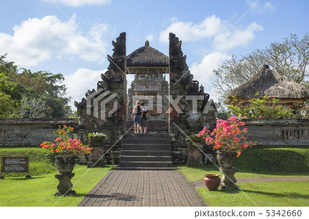塔曼阿雲寺巴厘島 塔曼阿雲寺巴厘島 5342660