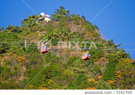 Negative stone and gondola 5342709