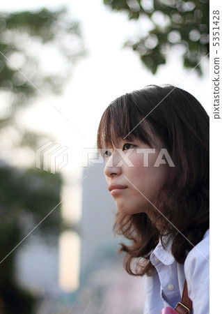 Yokohama at dusk 5351428