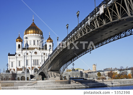 Christ the Saviour Cathedral 5352398