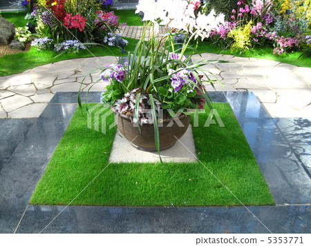 Greenhouse flowers 5353771