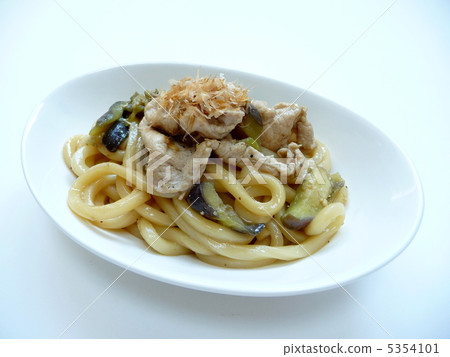 Eggplant and pork baked udon 5354101