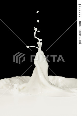 milk splash 5355851