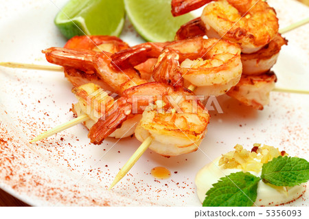 Fried King Prawns Served in Plate Fried King Prawns Served in Plate 5356093