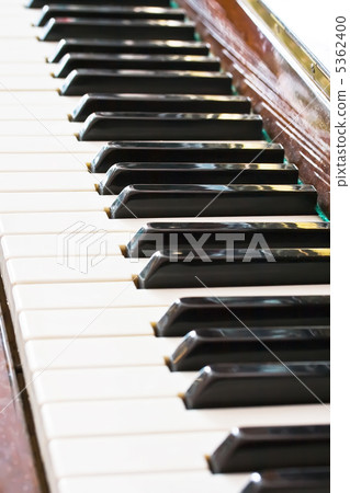 Piano keyboard 5362400