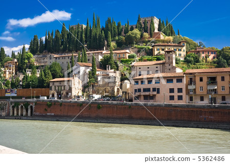 Verona Verona 5362486