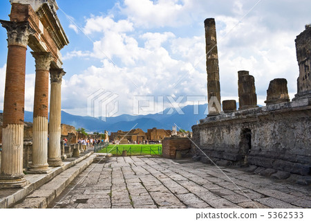 Ancient Pompeii 5362533