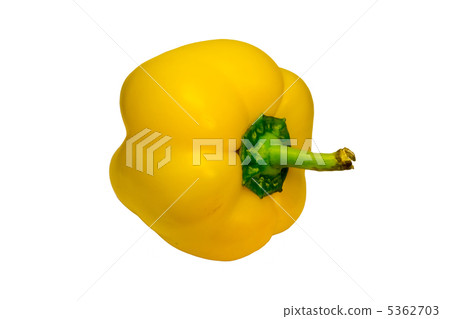 Yellow capsicum - bell pepper 5362703