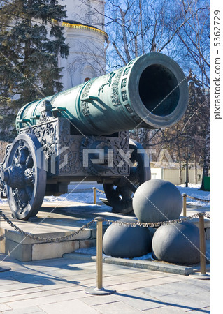 The biggest ancient cannon 5362729