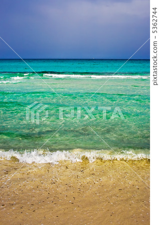 mediterranean beach 5362744