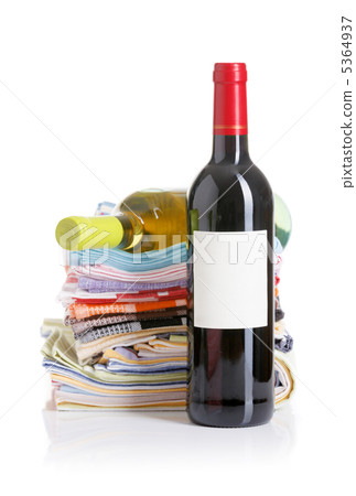 Bottle of red and white wine 5364937