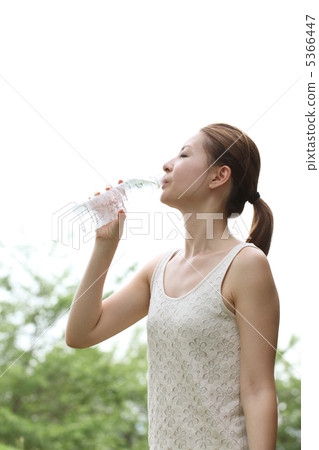 Drink water  5366447