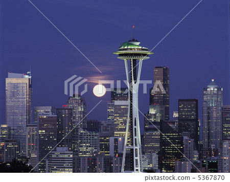 太空針塔和西雅圖市中心從安妮女王山 5367870