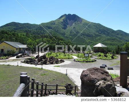 Marunouchi Takahara ski area Nikko Shirane san seen from the summit 5368812