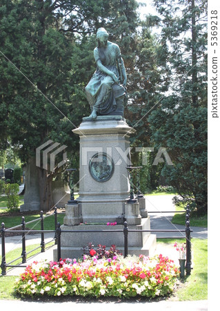 Monuments of Mozart Monuments of Mozart 5369218