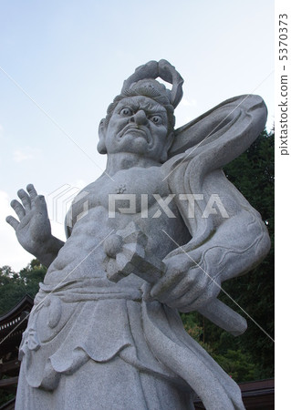 Guardian deity 5370373
