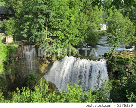 克羅埃西亞瀑布村 Rastke 5376329