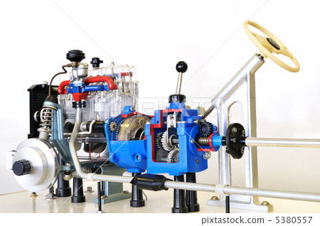 Car structure model 5380557