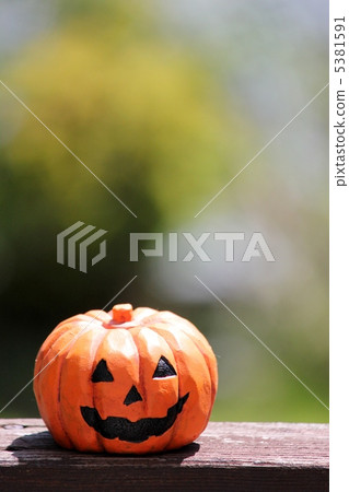 Halloween outdoor vertical Halloween outdoor vertical 5381591