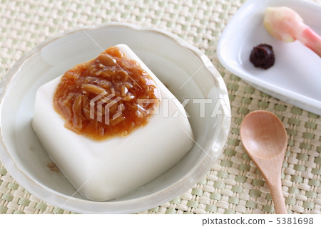 青蛙和葉姜 5381698