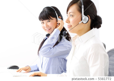 兩個運營商 5381772