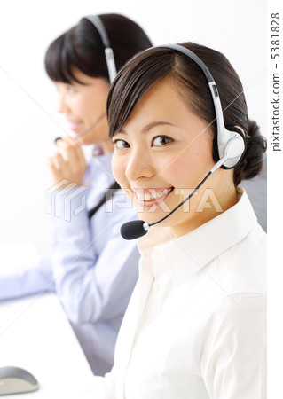 兩個運營商 兩個運營商 5381828