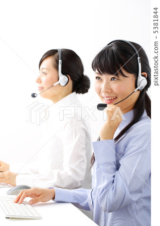 兩個運營商 5381844