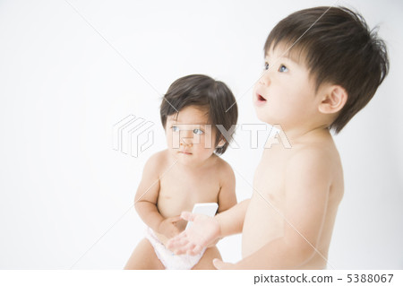 嬰兒 5388067