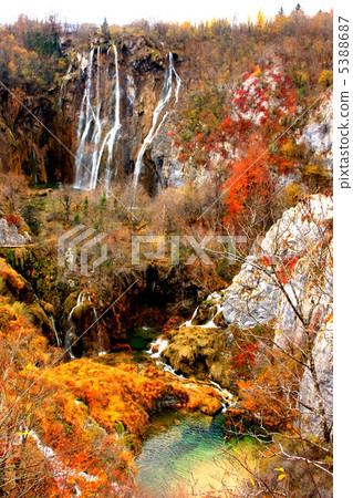 在秋葉的Plitvice 5388687