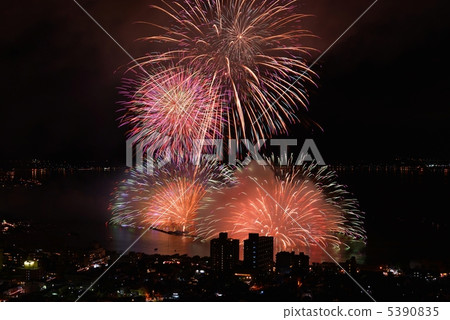 lake suwa festival lake fireworks, fireworks on the water, firework 5390835