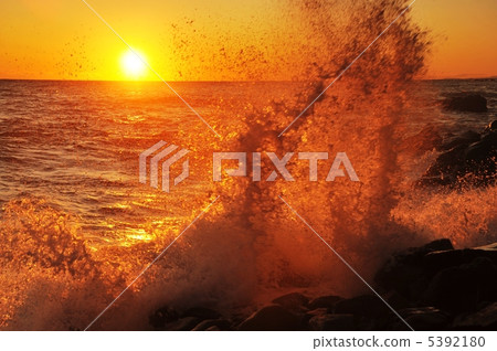 波浪落日 波浪落日 5392180