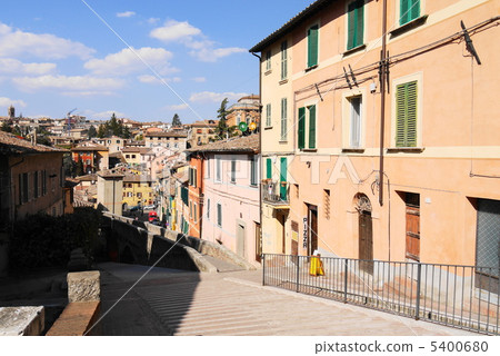 Perugia Perugia 5400680