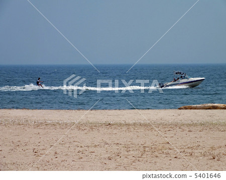 water skiing 5401646