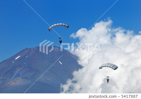 空降部隊和富士山 空降部隊和富士山 5417887