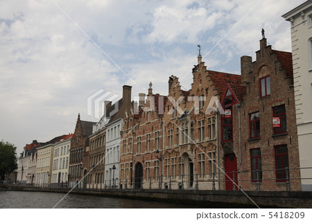 Building of Flanders Building of Flanders 5418209
