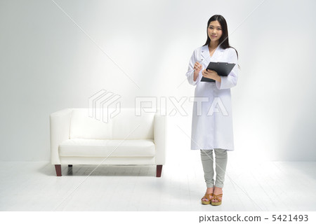 Female doctor and sofa @ waiting room 5421493