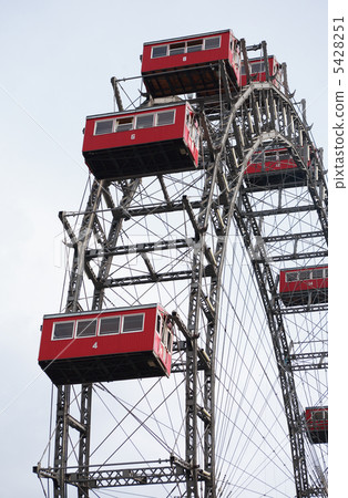 Ferris Wheel 5428251