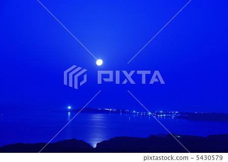 月亮和大海 5430579