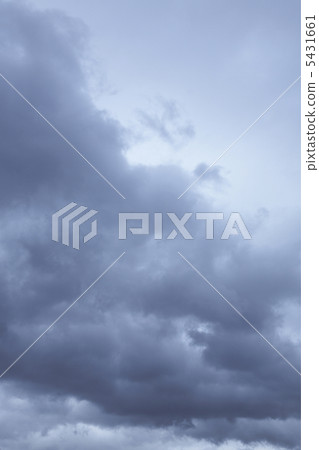誘人的雨雲 誘人的雨雲 5431661